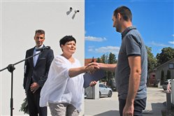 Otvorenie jaslí - dekoratívna grafika